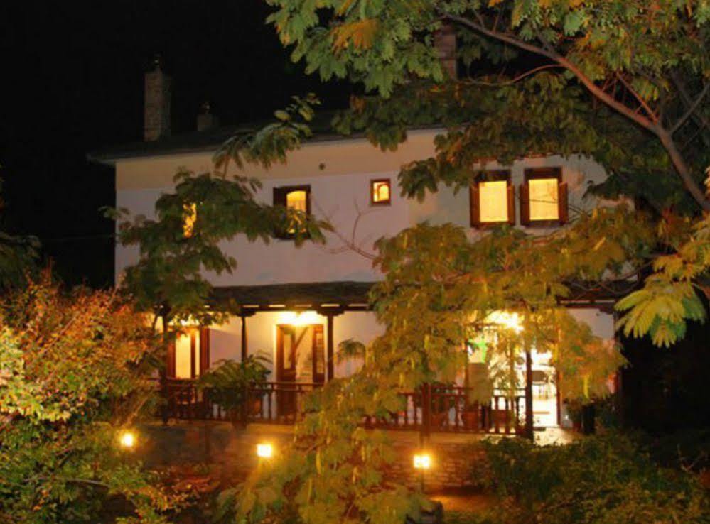 זגורה Guesthouse Theareston מראה חיצוני תמונה