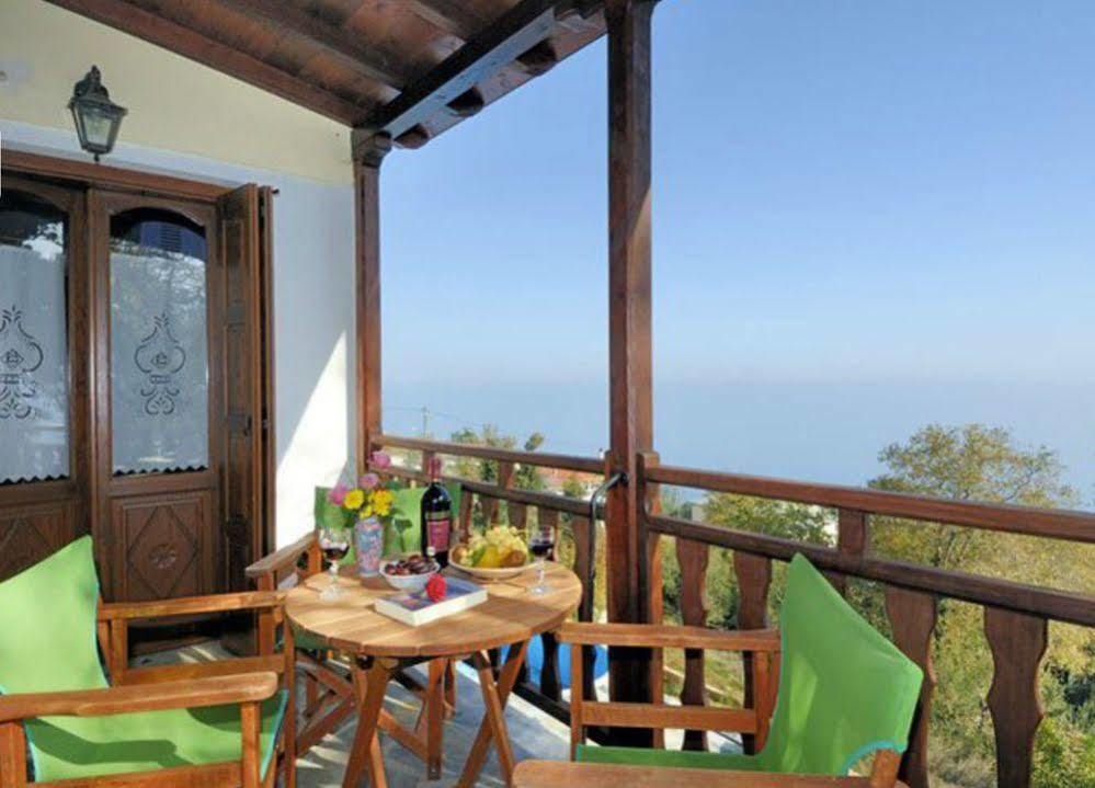 זגורה Guesthouse Theareston מראה חיצוני תמונה